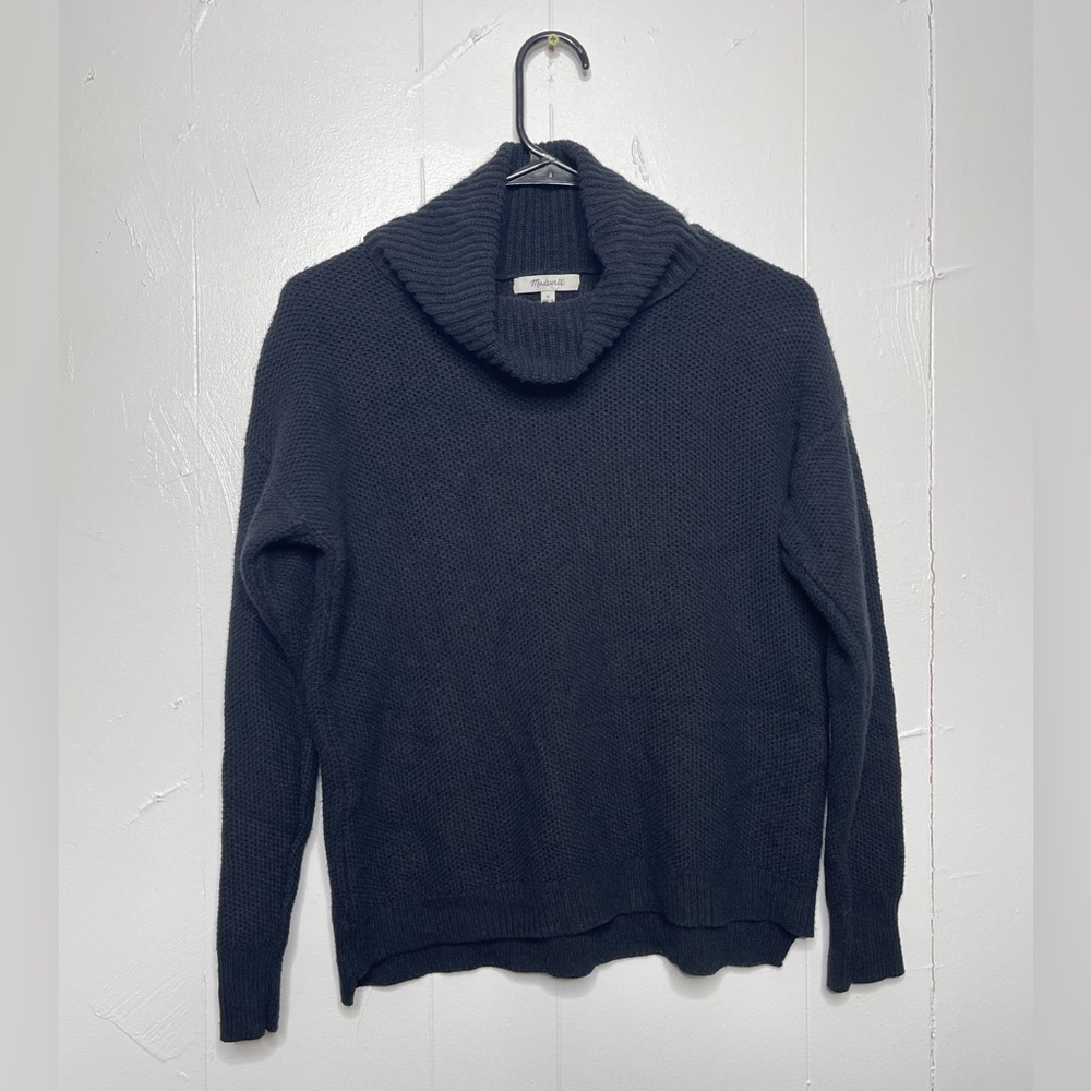 Madewell woman’s turtleneck sweater Size Small Black Knit pull over Long Sleeve